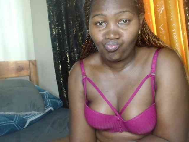 Sexxy-pretty24 webcam