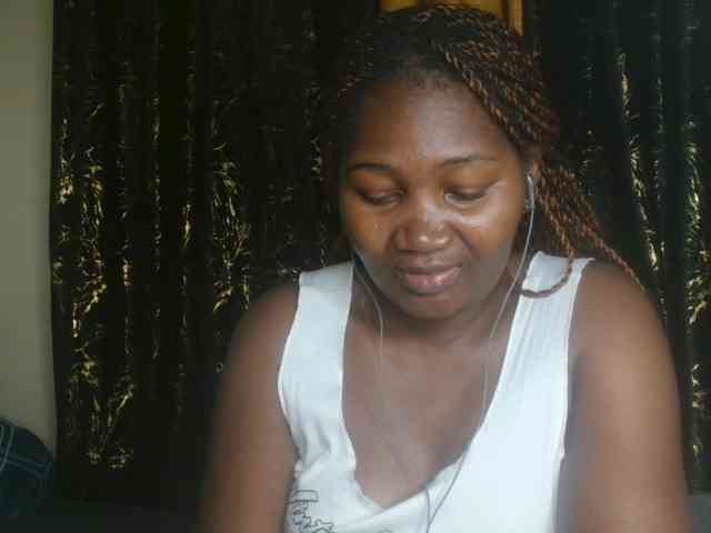 Sexxy-pretty24 webcam