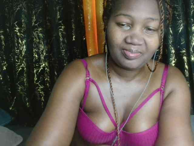 Sexxy-pretty24 webcam