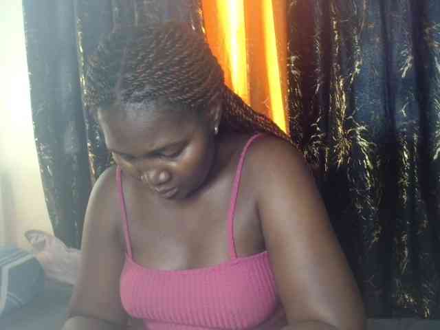 Sexxy-pretty24 webcam