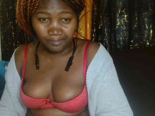 Sexxy-pretty24 webcam