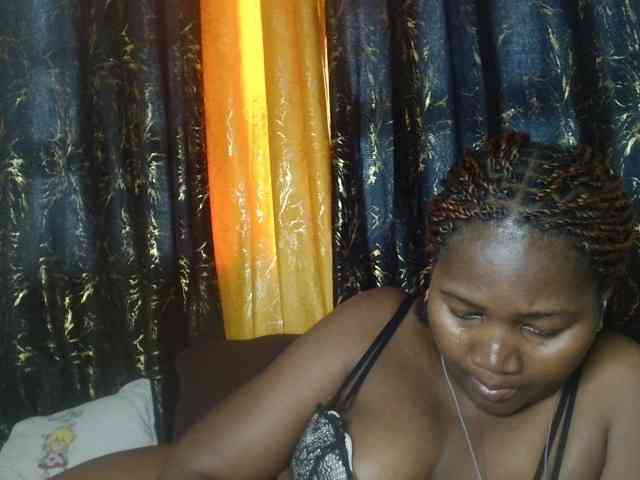 Sexxy-pretty24 webcam