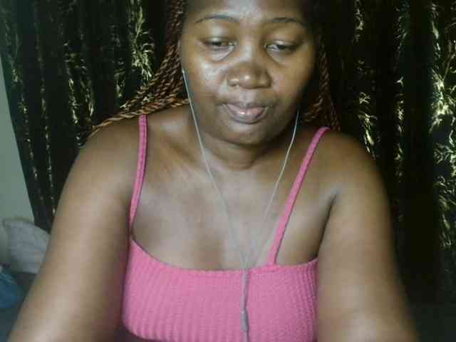 Sexxy-pretty24 webcam