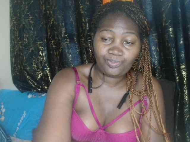 Sexxy-pretty24 webcam