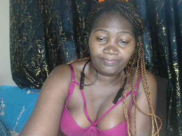 Sexxy-pretty24 webcam