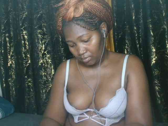 Sexxy-pretty24 webcam