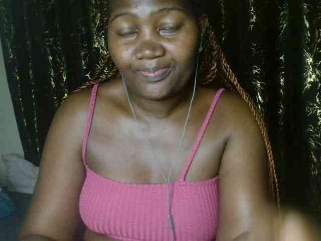 Sexxy-pretty24 webcam