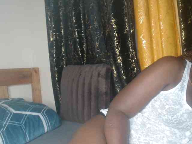 Sexxy-pretty24 webcam