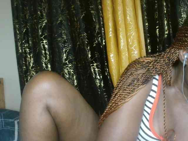 Sexxy-pretty24 webcam