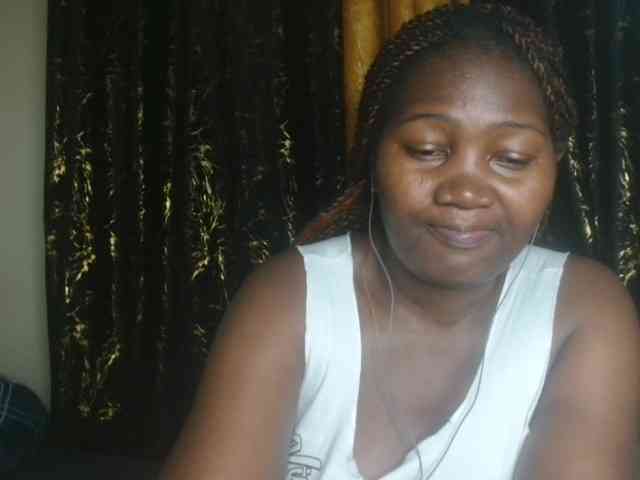 Sexxy-pretty24 webcam