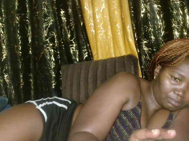 Sexxy-pretty24 webcam