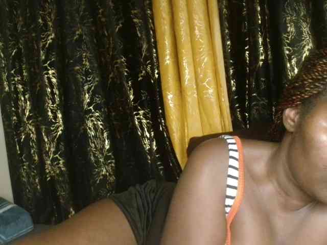Sexxy-pretty24 webcam