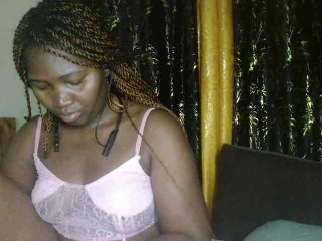 Sexxy-pretty24 webcam
