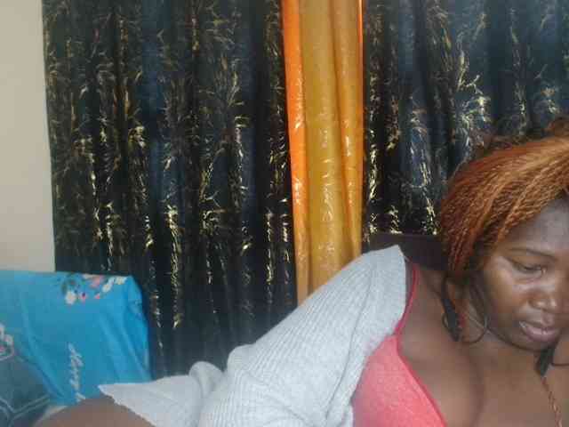 Sexxy-pretty24 webcam