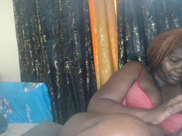 Sexxy-pretty24 webcam