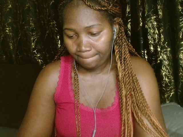 Sexxy-pretty24 webcam