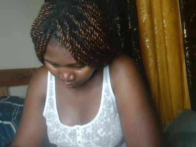 Sexxy-pretty24 webcam