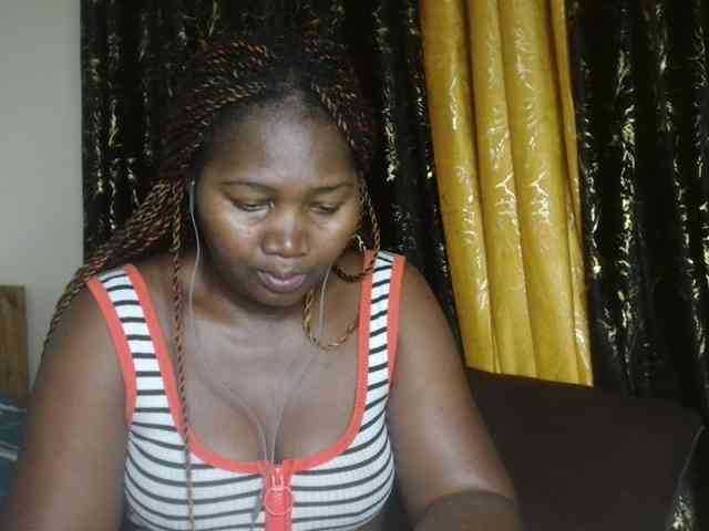 Sexxy-pretty24 webcam