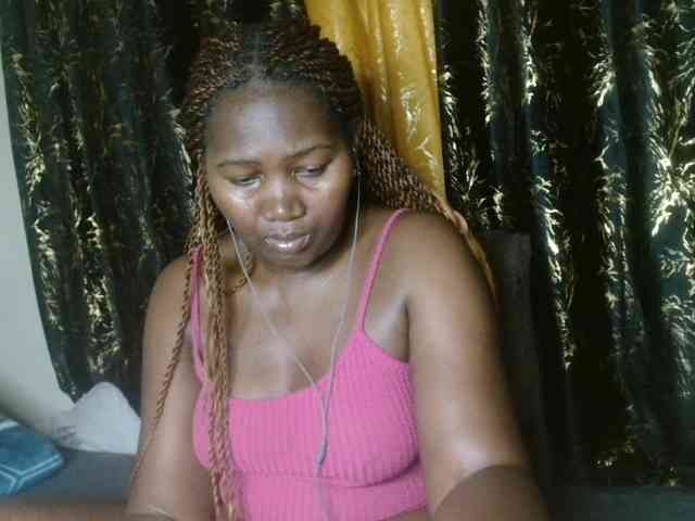 Sexxy-pretty24 webcam