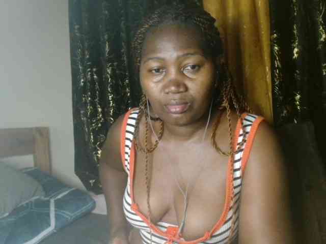 Sexxy-pretty24 webcam