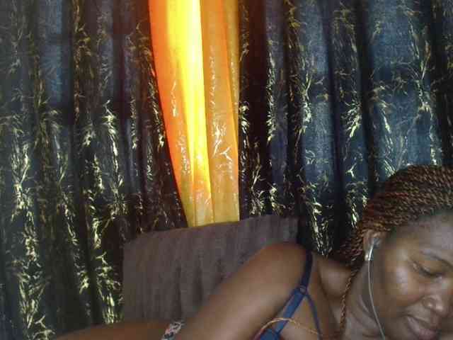 Sexxy-pretty24 webcam