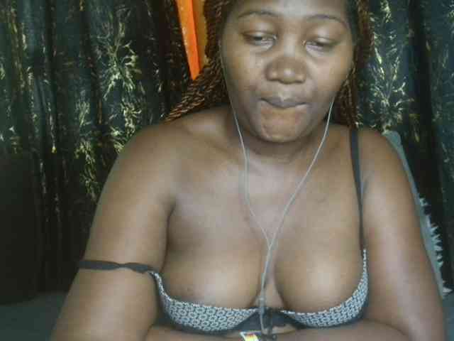 Sexxy-pretty24 webcam