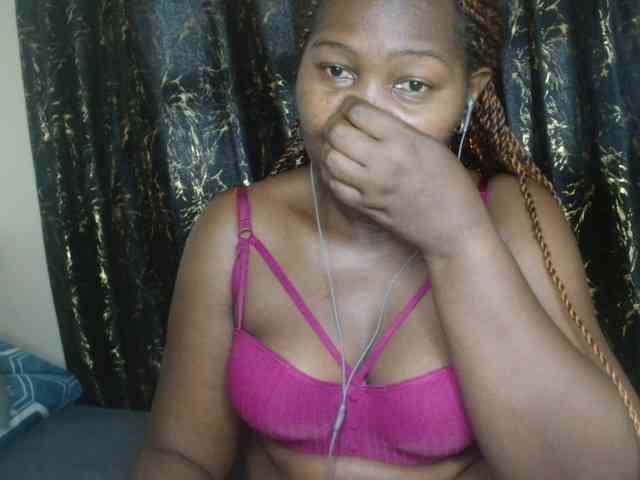 Sexxy-pretty24 webcam