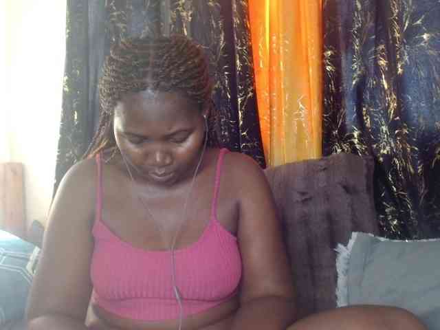 Sexxy-pretty24 webcam