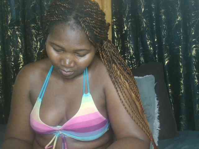 Sexxy-pretty24 webcam