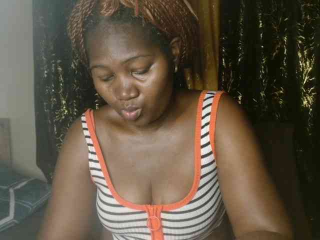 Sexxy-pretty24 webcam