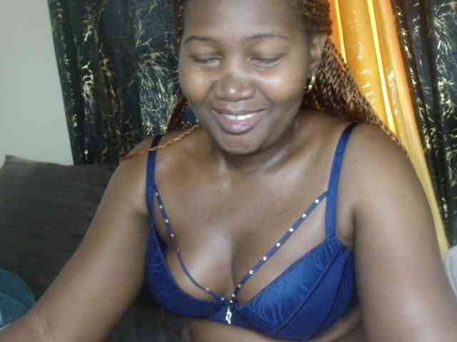 Sexxy-pretty24 webcam