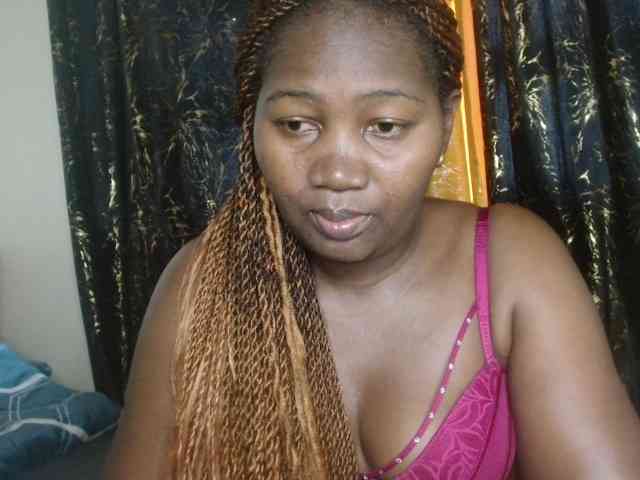 Sexxy-pretty24 webcam