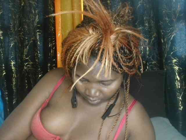 Sexxy-pretty24 webcam