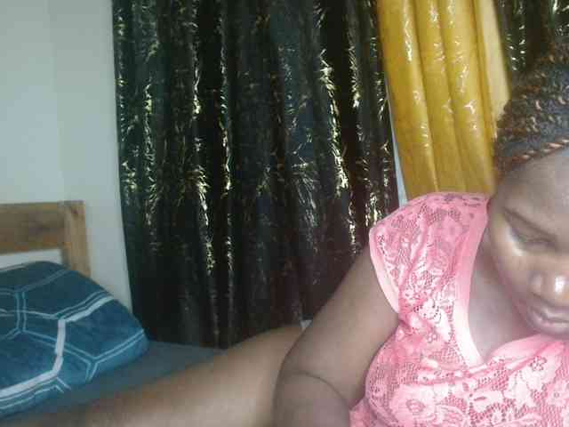 Sexxy-pretty24 webcam