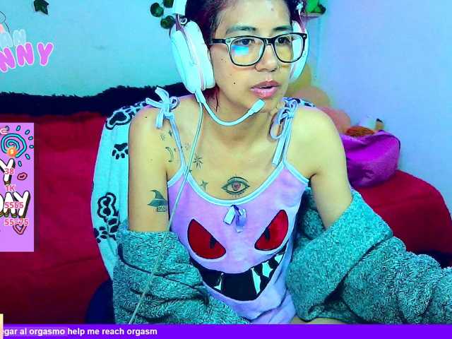 roxanbunny live cam on BongaCams