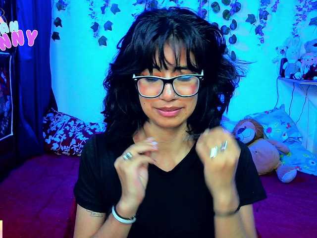 roxanbunny live cam on BongaCams