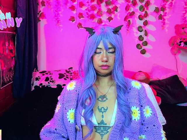 roxanbunny live cam on BongaCams