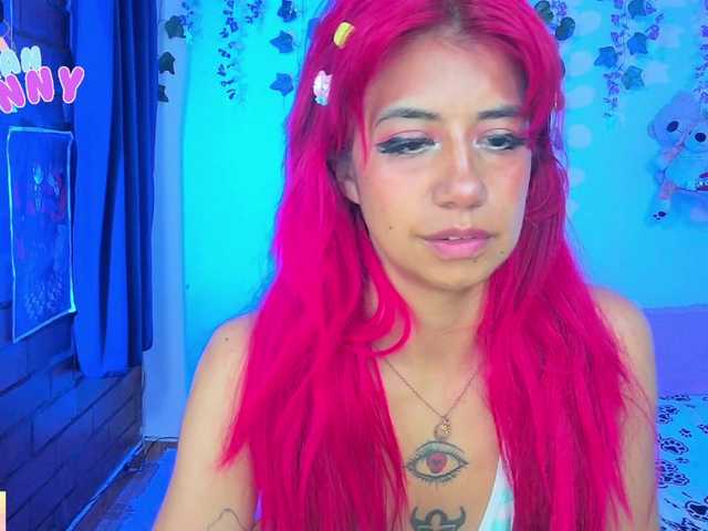 roxanbunny live cam on BongaCams
