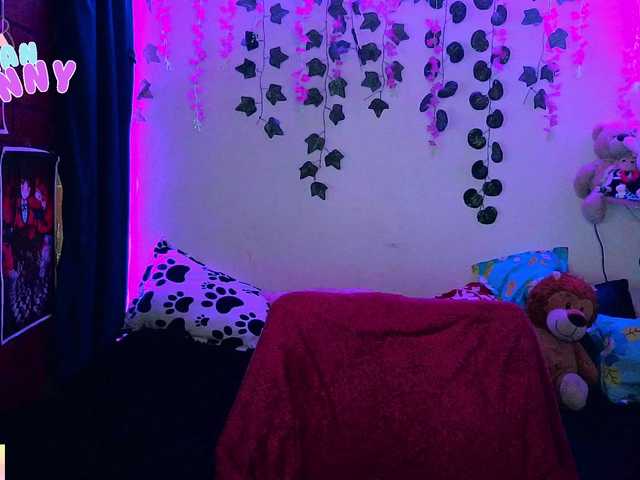 roxanbunny live cam on BongaCams