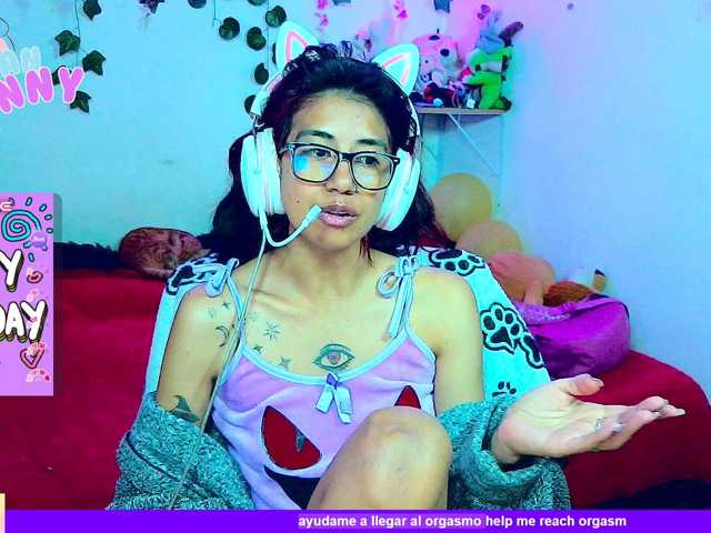 roxanbunny live cam on BongaCams