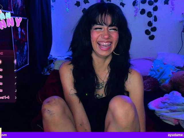 roxanbunny live cam on BongaCams
