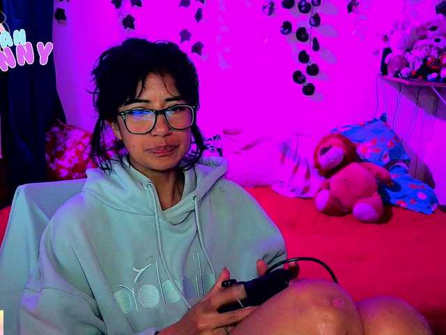 roxanbunny live cam on BongaCams