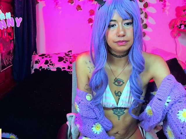 roxanbunny live cam on BongaCams