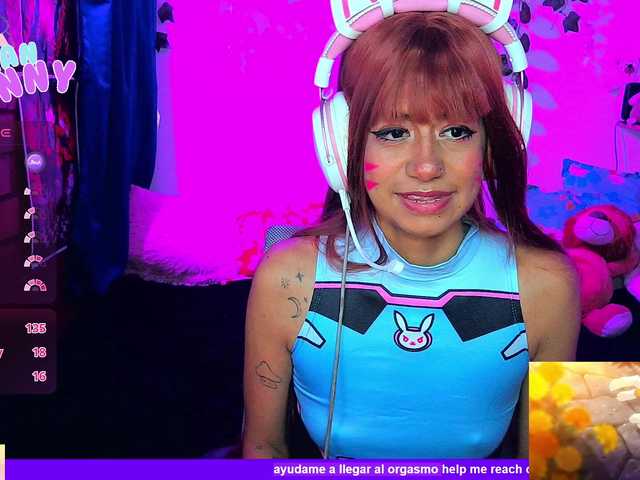 roxanbunny live cam on BongaCams