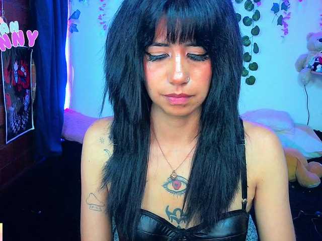 roxanbunny live cam on BongaCams