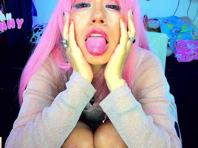 roxanbunny webcam