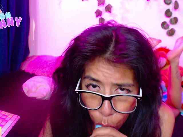 roxanbunny webcam