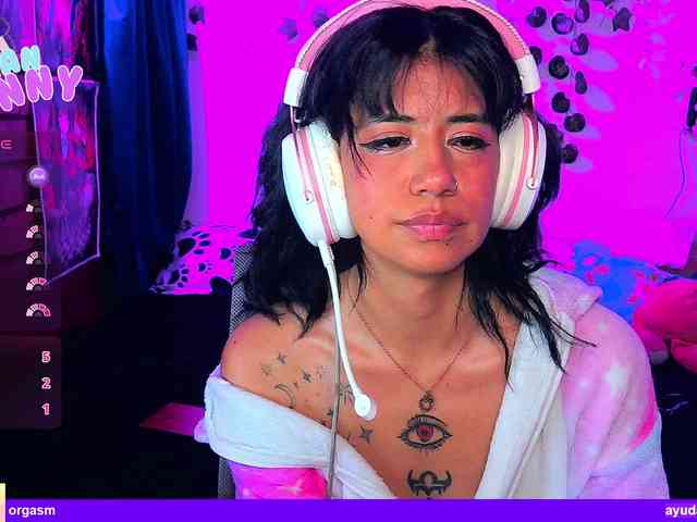 roxanbunny webcam