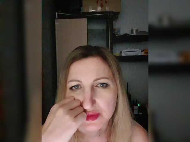 nushka1939 live sex show