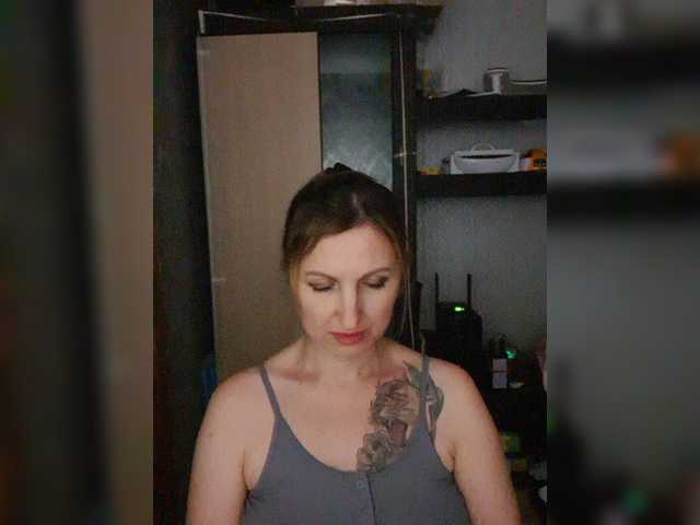 nushka1939 live sex show